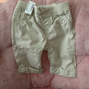 Light summery pants/shorts size 3T